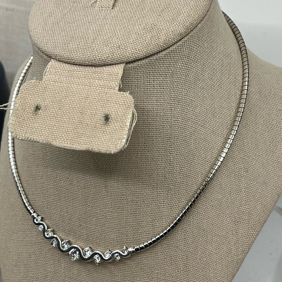 Vintage Sterling Silver CI 925 Channeled CZ Omega Collar Necklace – 16” - Picture 5 of 17